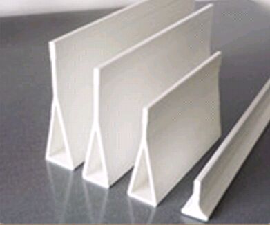 影響玻璃鋼地板梁價格的關(guān)鍵因素